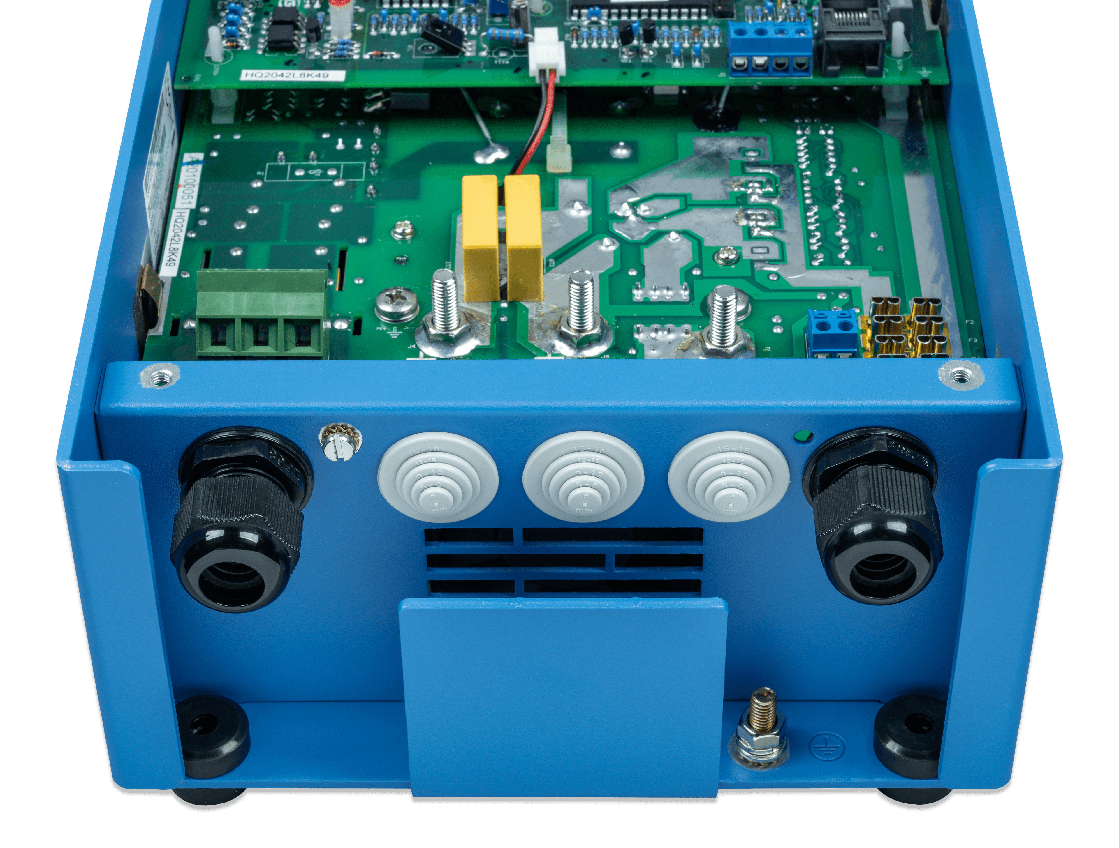 Charger 12/30 (2+1) 120-240V (conn open) thumbnail